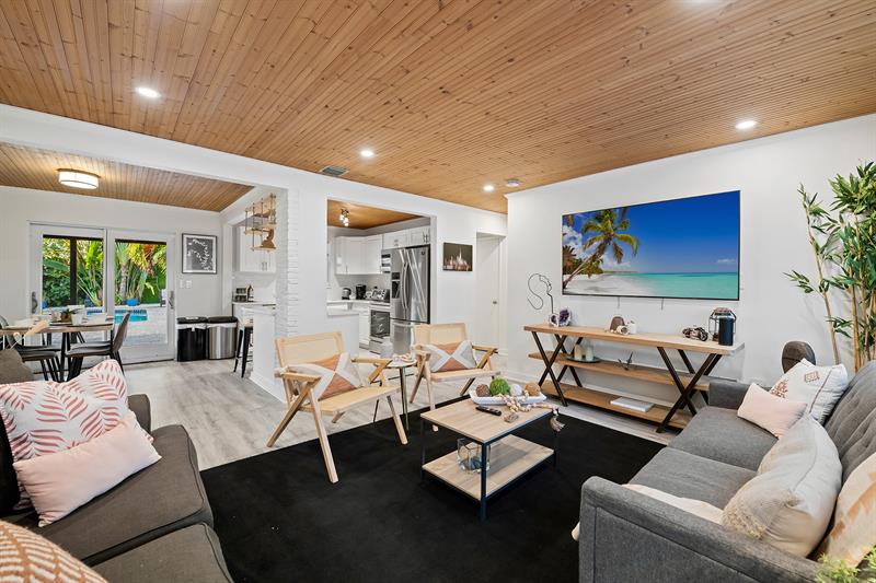 Image 6 of 20 For 1813 10th Ct