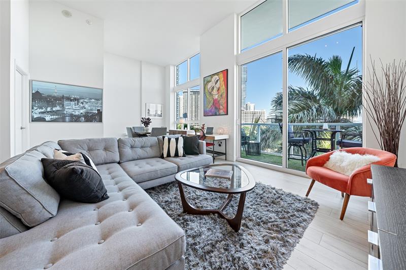 Image 4 of 36 For 1900 Bayshore Dr  706