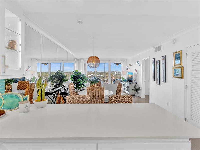 Image 10 of 81 For 3100 Ocean Boulevard  712