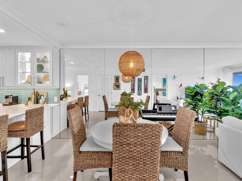 Image 15 of 81 For 3100 Ocean Boulevard  712