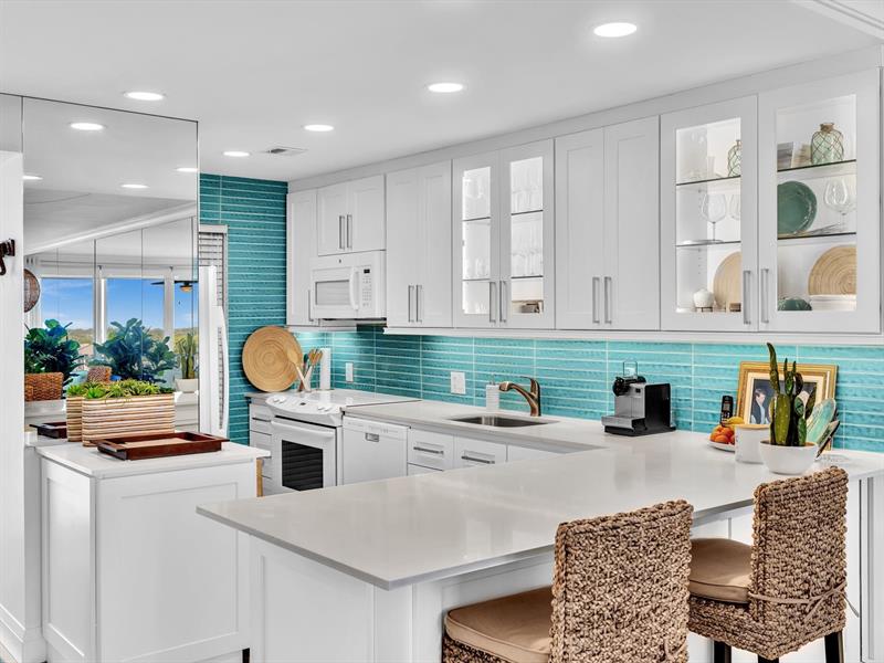 Image 31 of 81 For 3100 Ocean Boulevard  712