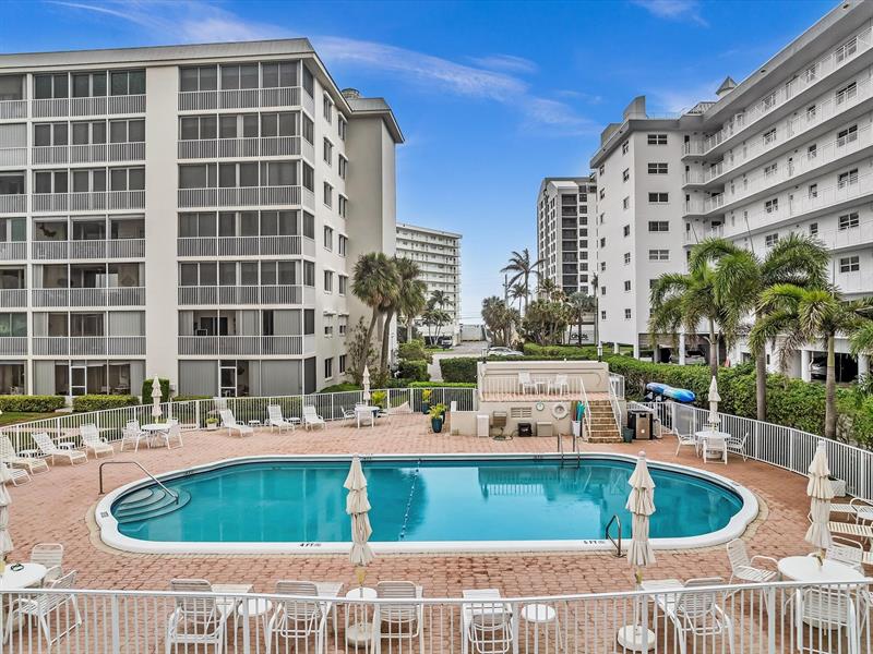 Image 54 of 81 For 3100 Ocean Boulevard  712
