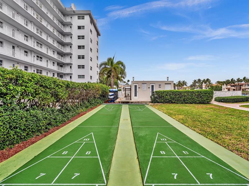 Image 55 of 81 For 3100 Ocean Boulevard  712