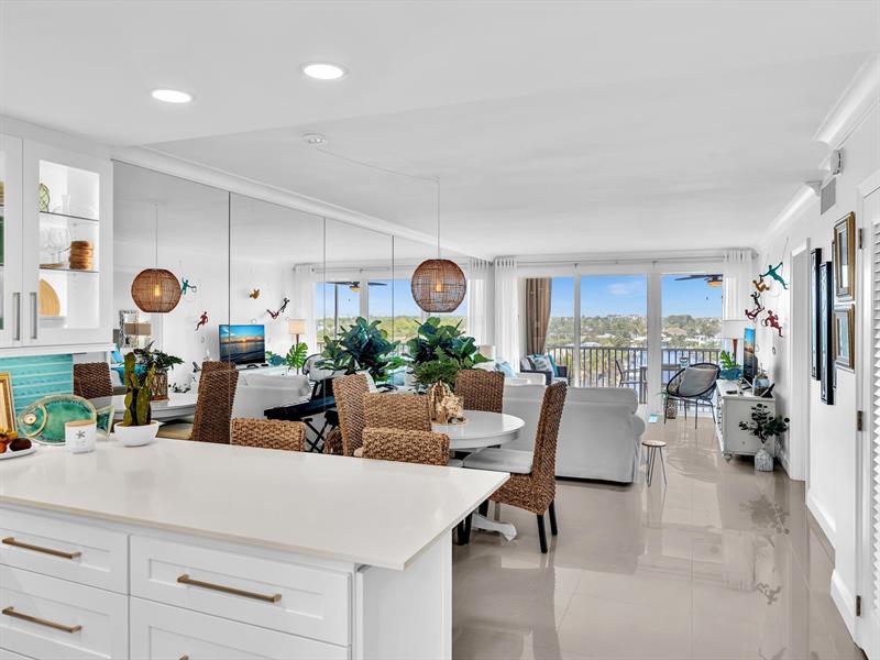 Image 6 of 81 For 3100 Ocean Boulevard  712