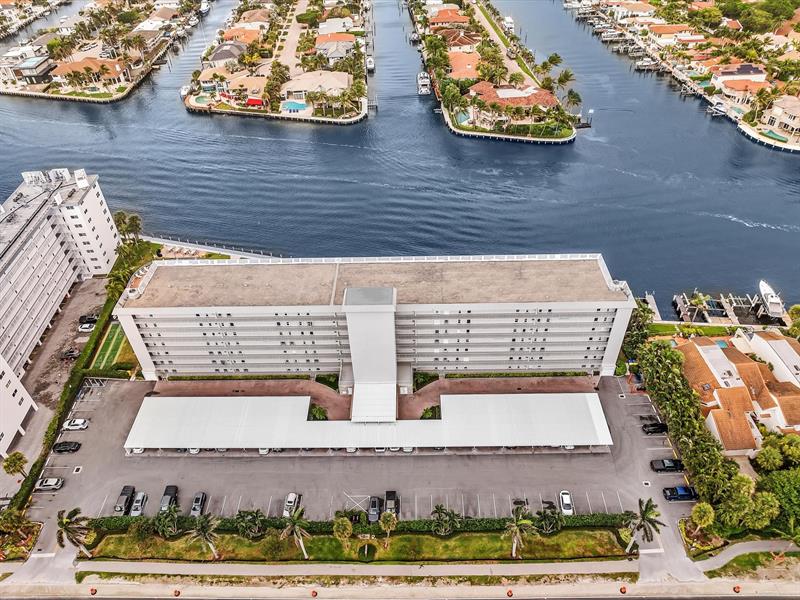 Image 75 of 81 For 3100 Ocean Boulevard  712