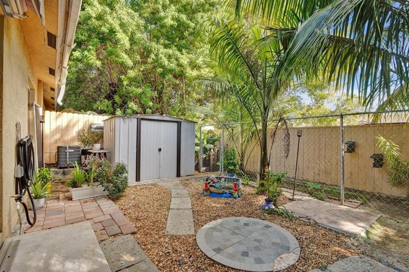 Image 20 of 31 For 3866 48th Ave