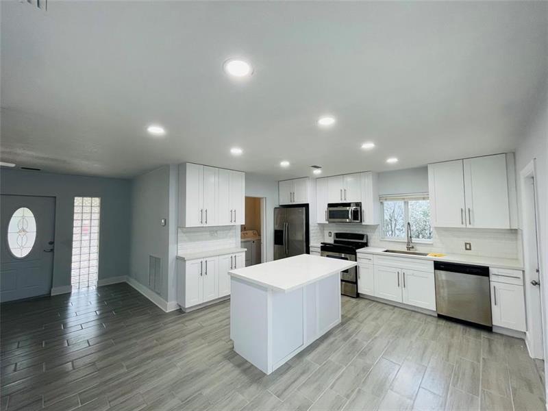 Image 3 of 23 For 2231 14th St