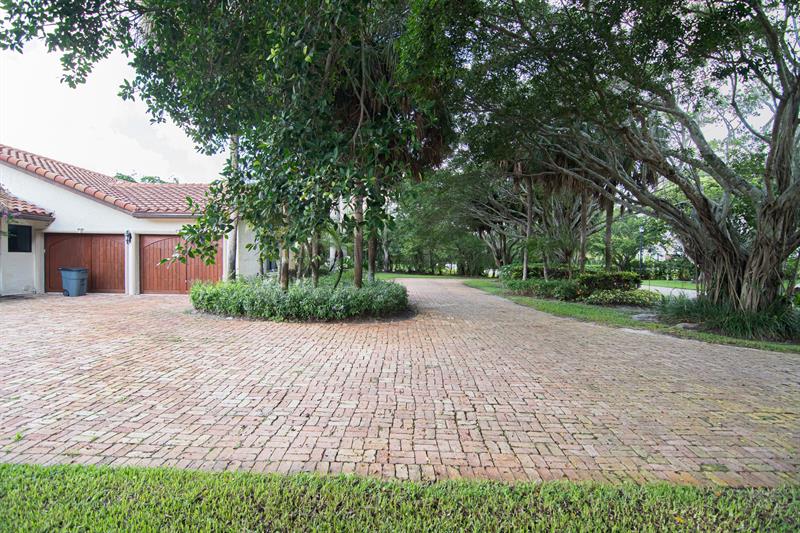 Image 55 of 62 For 8208 Twin Lake Drive