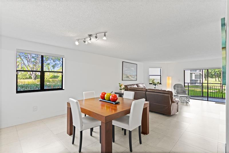 Image 49 of 62 For 16051 Blatt Blvd  101