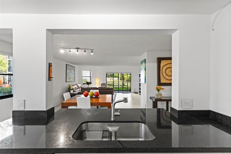 Image 51 of 62 For 16051 Blatt Blvd  101