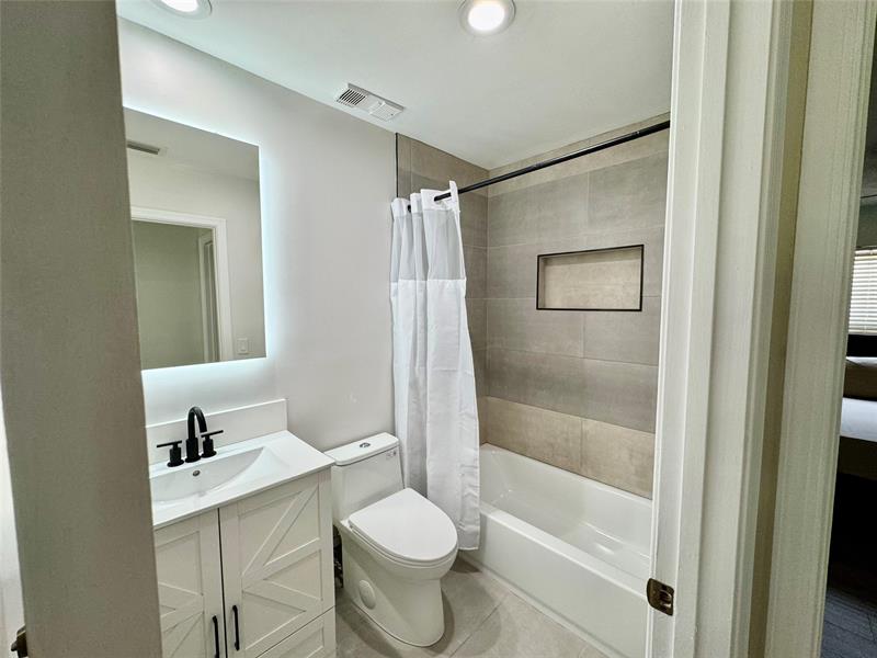Image 18 of 48 For 84 Centennial Ct