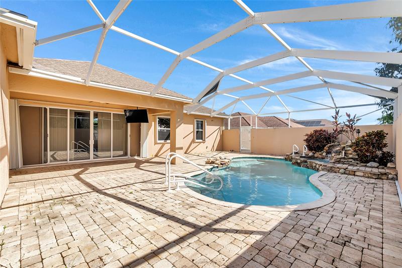 Image 6 of 55 For 1038 Fisherman Ave