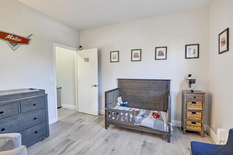 Image 20 of 60 For 1291 Sorrento Dr  1291