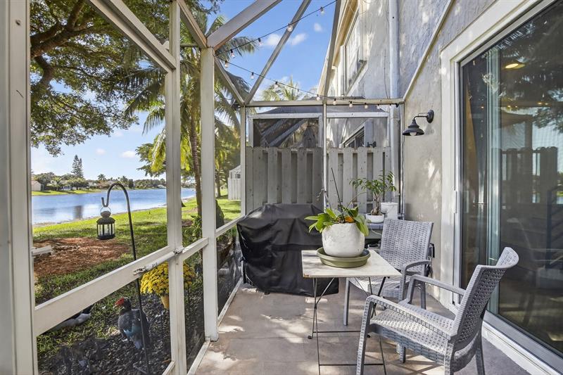 Image 34 of 60 For 1291 Sorrento Dr  1291