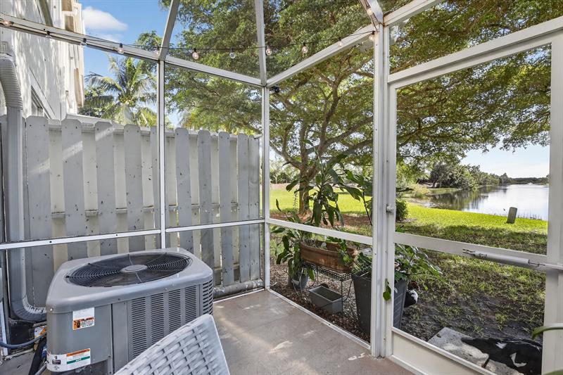 Image 35 of 60 For 1291 Sorrento Dr  1291