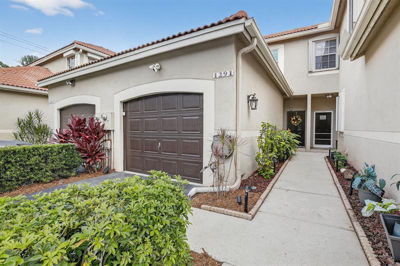 Image 4 of 60 For 1291 Sorrento Dr  1291