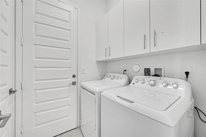 Image 13 of 34 For 10780 Oceano Way