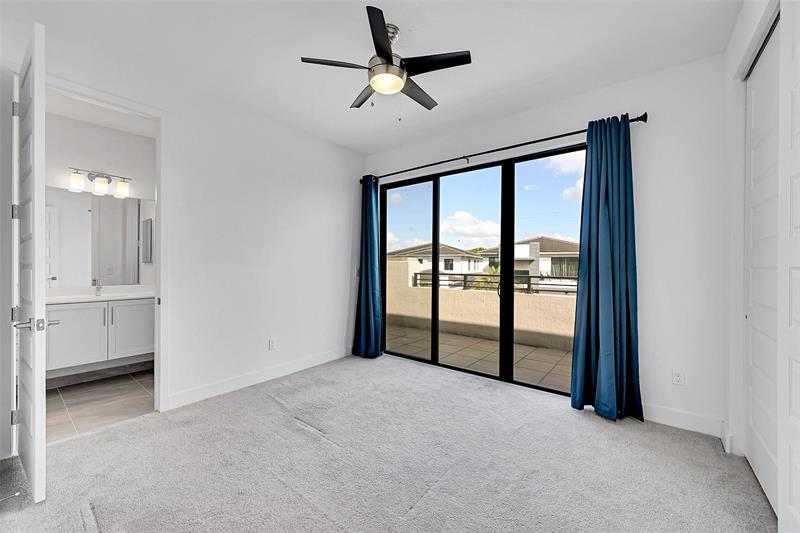 Image 22 of 34 For 10780 Oceano Way