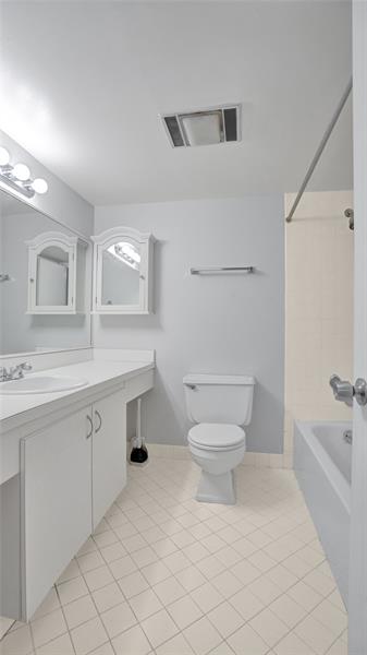 Image 10 of 17 For 7554 Stirling Rd  201