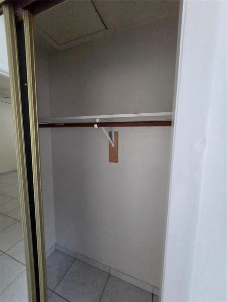 Image 11 of 25 For 5204 15th Ct