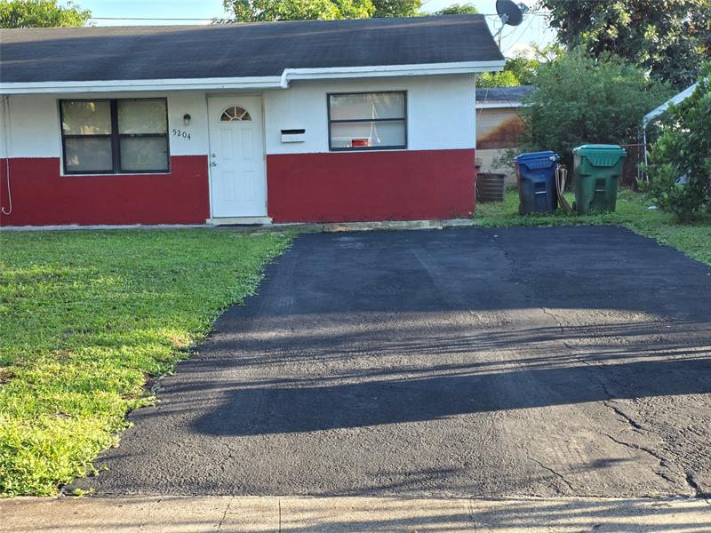 Image 2 of 25 For 5204 15th Ct