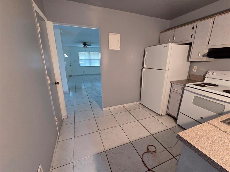 Image 21 of 25 For 5204 15th Ct