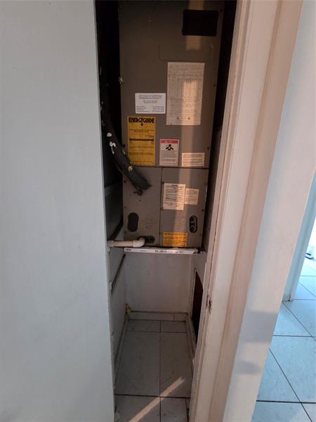 Image 23 of 25 For 5204 15th Ct