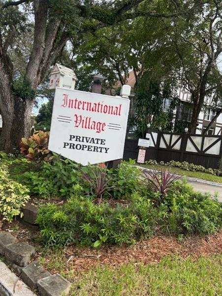 Image 24 of 36 For 3720 Inverrary Dr  1t