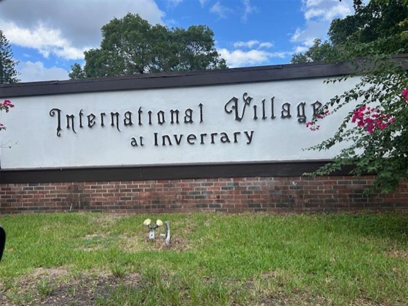 Image 3 of 36 For 3720 Inverrary Dr  1t