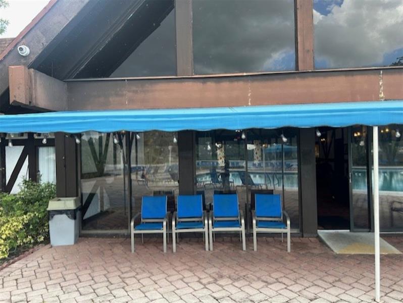 Image 34 of 36 For 3720 Inverrary Dr  1t