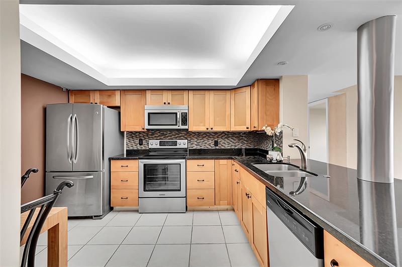 Image 3 of 59 For 4900 Ocean Blvd  802