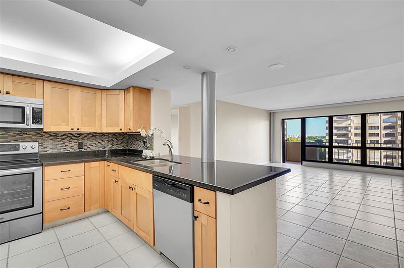 Image 50 of 59 For 4900 Ocean Blvd  802