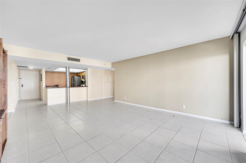 Image 53 of 59 For 4900 Ocean Blvd  802