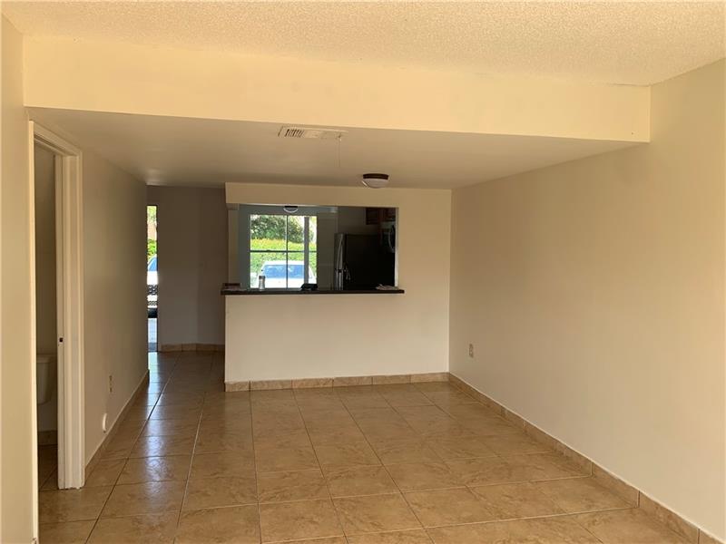 Image 3 of 12 For 3910 90th Ave  3910