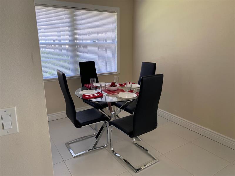 Image 12 of 43 For 209 Ventnor M  209