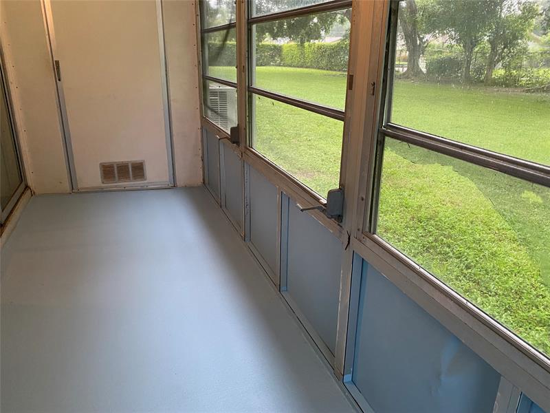 Image 19 of 43 For 209 Ventnor M  209