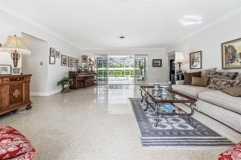 Image 15 of 31 For 4731 29th Ave