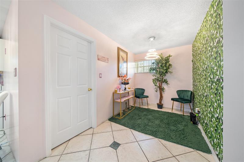 Image 25 of 33 For 5720 Flagler St