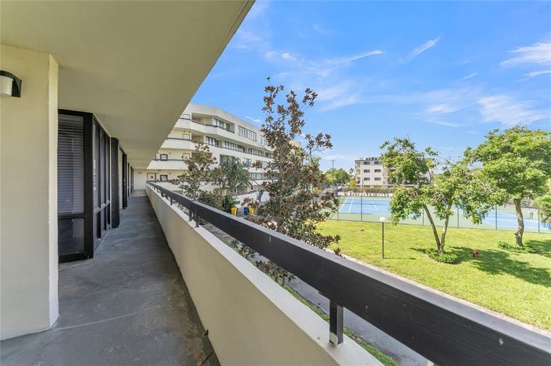 Image 32 of 47 For 1401 Federal Hwy  218