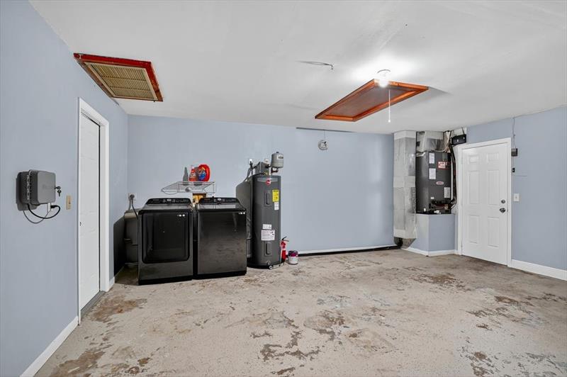 Image 24 of 32 For 7867 Ridgewood Dr