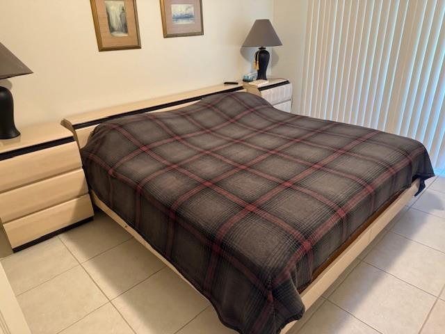 Image 7 of 9 For 678 Durham Y  678