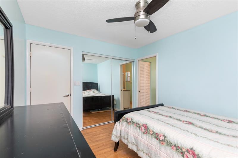 Image 50 of 67 For 1400 102nd Dr