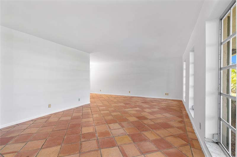 Image 12 of 48 For 11862 25th Ct