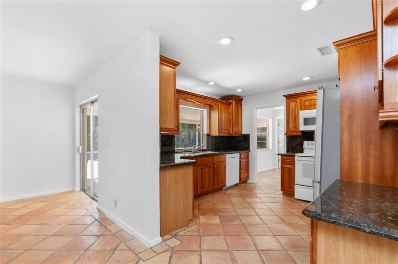 Image 14 of 48 For 11862 25th Ct