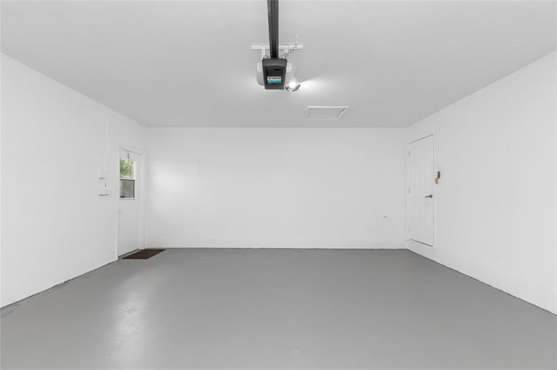 Image 31 of 48 For 11862 25th Ct