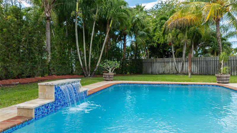 Image 36 of 48 For 11862 25th Ct