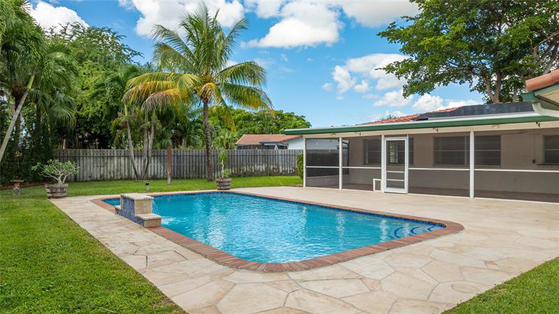 Image 38 of 48 For 11862 25th Ct