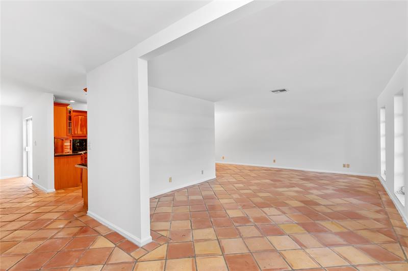 Image 7 of 48 For 11862 25th Ct