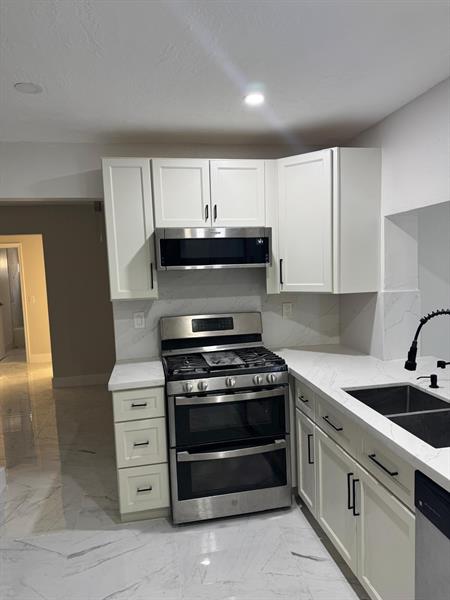 Image 18 of 36 For 2477 84th Way