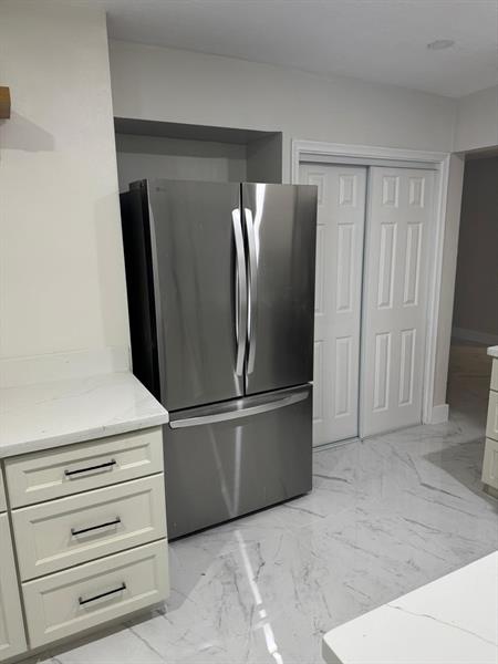 Image 19 of 36 For 2477 84th Way